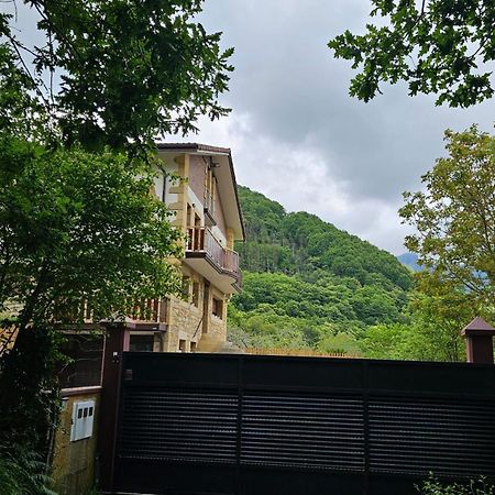 Casa Rural Simonan Borda Oiartzun Exterior foto